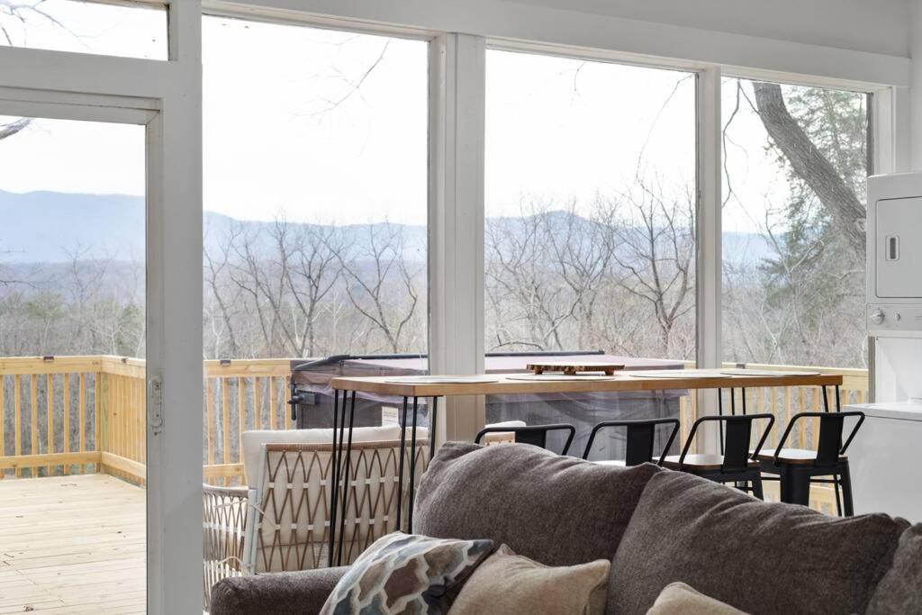 Lazy Lake 3Br Cabin W/ Mtn Views + Hot Tub +Wi-Fi Luray Dış mekan fotoğraf
