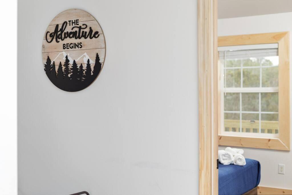 Lazy Lake 3Br Cabin W/ Mtn Views + Hot Tub +Wi-Fi Luray Dış mekan fotoğraf